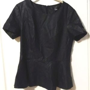 2/$25✨ F21 Faux Leather Peplum short sleeve shirt, black, large